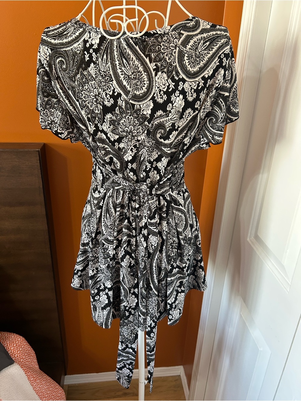 Vintage Y2K Dress Barn Petite XL Boho Paisley Top Black White Cottagecore Flowy - Picture 2 of 13